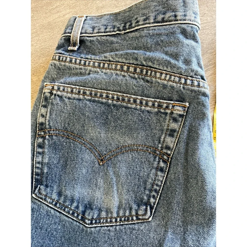 Levi’s 550 Jeans Men’s 38x32 Relaxed Fit Tapered Leg Vintage 1999 Classic Denim